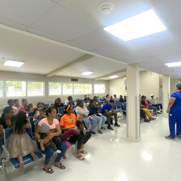 Hospital Municipal Pablo Morrobel Jim&eacute;nez realiza charla educativa por el D&iacute;a Mundial de la Tuberculosis