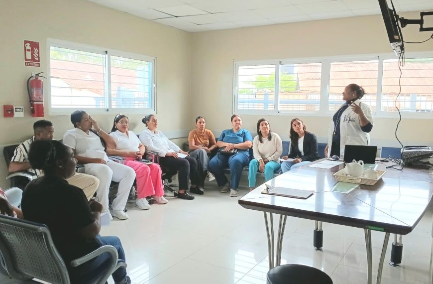 Hospital Municipal Pablo Morrobel Jim&eacute;nez realiza capacitaci&oacute;n en comportamiento organizacional junto a INFOTEP