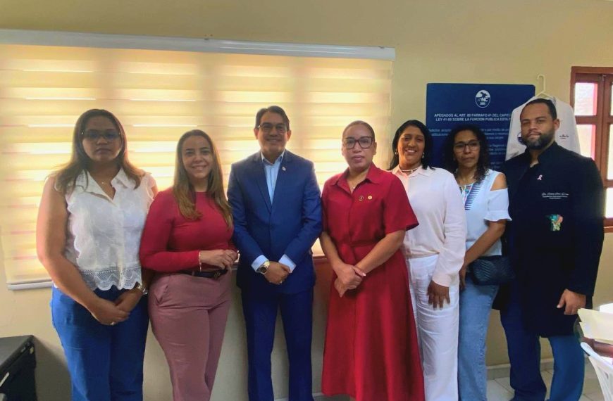 Fortalecen acciones para mejorar la calidad en la atenci&oacute;n a usuarios en el Hospital Municipal Pablo Morrobel Jim&eacute;nez