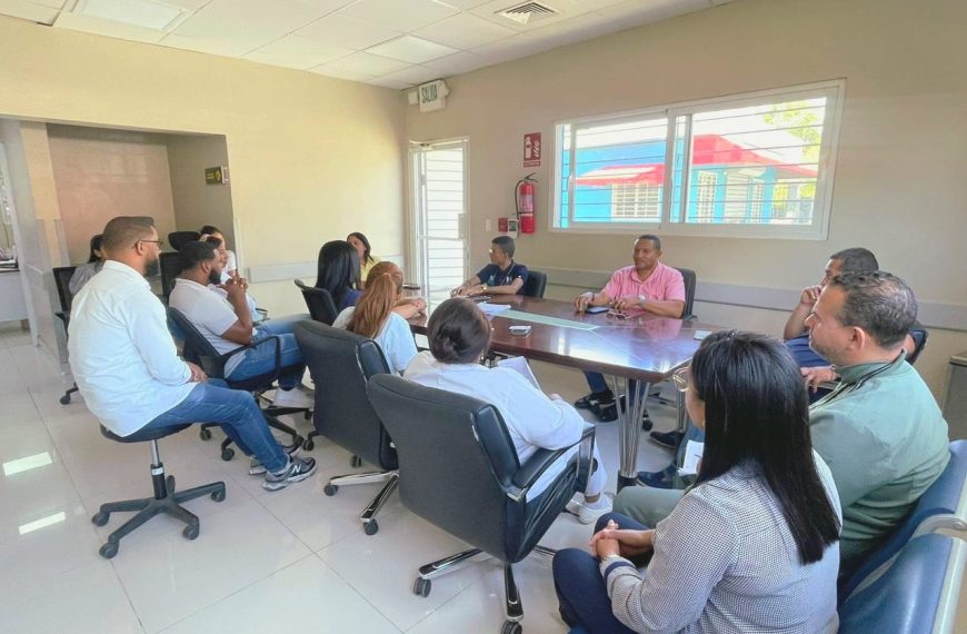 Direcci&oacute;n del Hospital Municipal Pablo Morrobel Jim&eacute;nez realiza reuni&oacute;n de trabajo con encargados departamentales